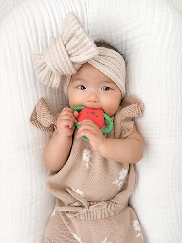 Itzy Ritzy Strawberry-Shaped Baby Teether with Handles – Silicone Teether for Babies with Easy-Grab Handles and Textured, Teethable Surfaces – Baby Teething Toy for 3 Months & Up (Strawberry)