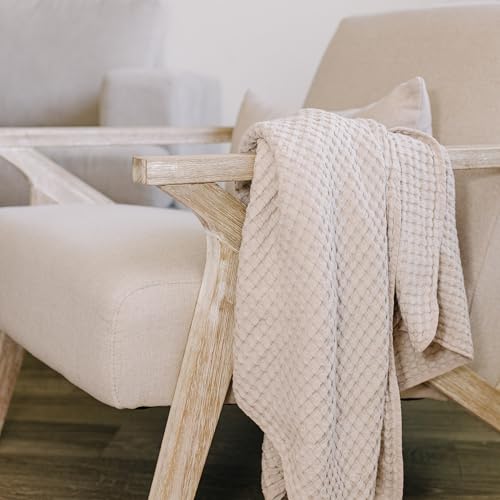 Konssy Waffle Baby Blanket - Soft & Cozy Nursery Swaddle Blanket, Lightweight Toddler Throw for Boys & Girls, Ideal for Wrapping (Oat)
