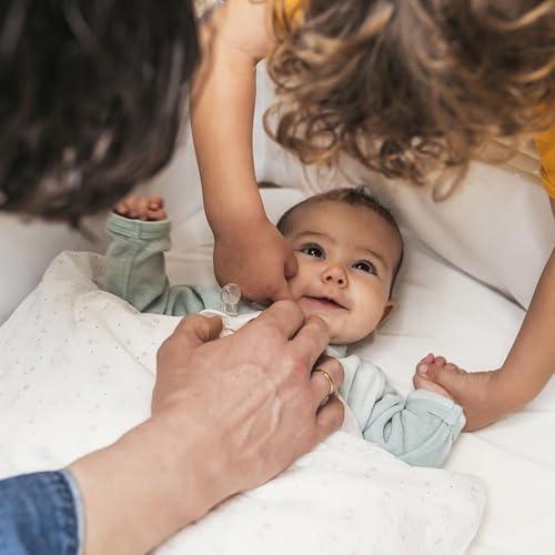 Mustela Hydra Bebe Face Cream – Daily Facial Moisturizer for Baby's Delicate Skin - Made with Natural Avocado Perseose, Jojoba Oil, and Shea Butter - 1.35 fl. oz.
