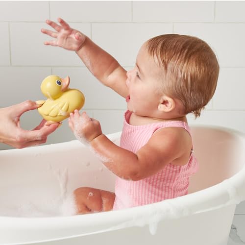 Itzy Ritzy Ducky Family – 3-Piece Floating Bath Toy Set with Watertight Design – Soft, Squeezable Ducks Designed for Ages 6 Months and Up (Ducks)
