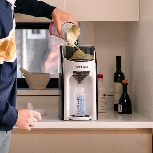 Baby Brezza Formula Pro Advanced Formula Dispenser Machine - Automatically Mix a Warm Formula Bottle Instantly - Easily Make Bottle with Automatic Powder Blending, Charcoal