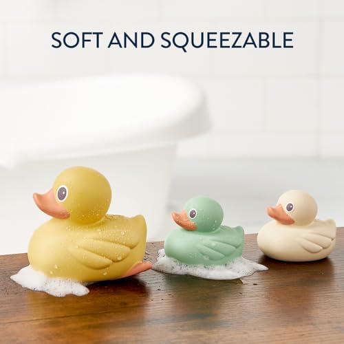 Itzy Ritzy Ducky Family – 3-Piece Floating Bath Toy Set with Watertight Design – Soft, Squeezable Ducks Designed for Ages 6 Months and Up (Ducks)