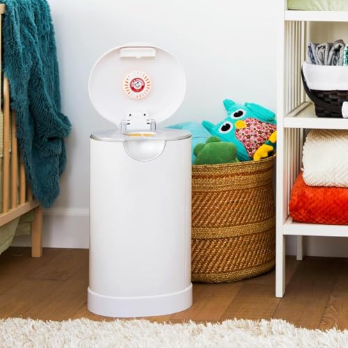 Munchkin Arm & Hammer Diaper Pail Refills, 2 Pack Holds Up to 544 Newborn Diapers, Lavender Scented Diaper Disposal Refills