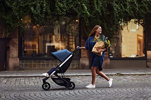Thule Spring Stroller - Compact Baby Stroller Perfect for Everyday Use - Features 5-Point Harness, Lightweight and Compact Design, Vented Canopy, Padded Reclining Seat